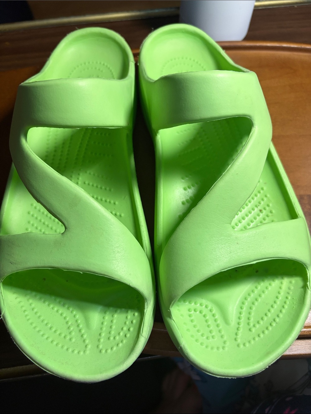 Dawgs 9/40 Neon Green Women's Slide Sandals
